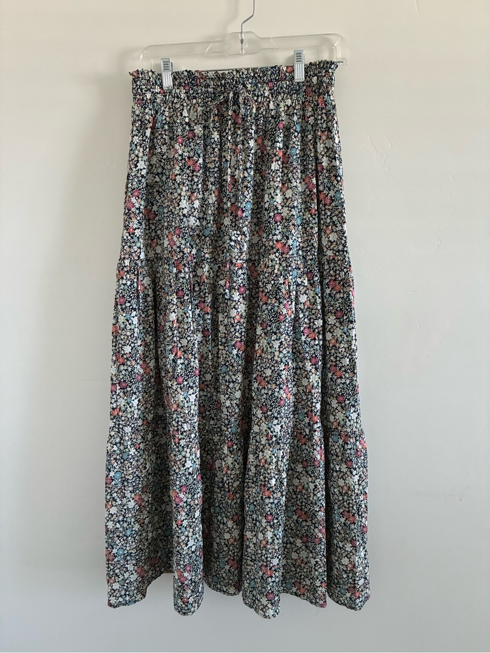 Bohme Floral Midi Skirt with Pink Accents woman’s size small